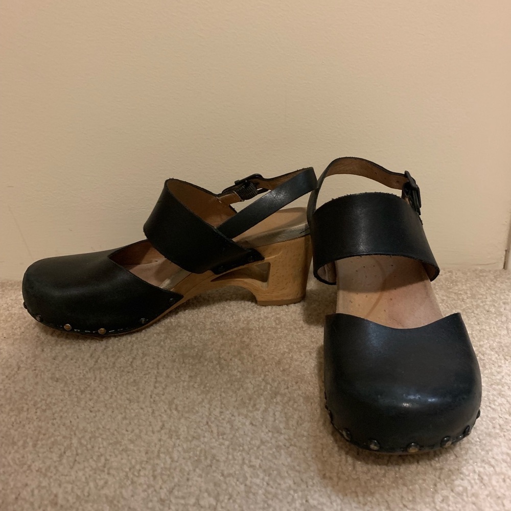 Dansko Thea Clogs